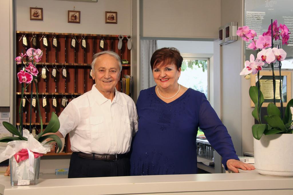 Hotel Tilly Cesenatico Buitenkant foto