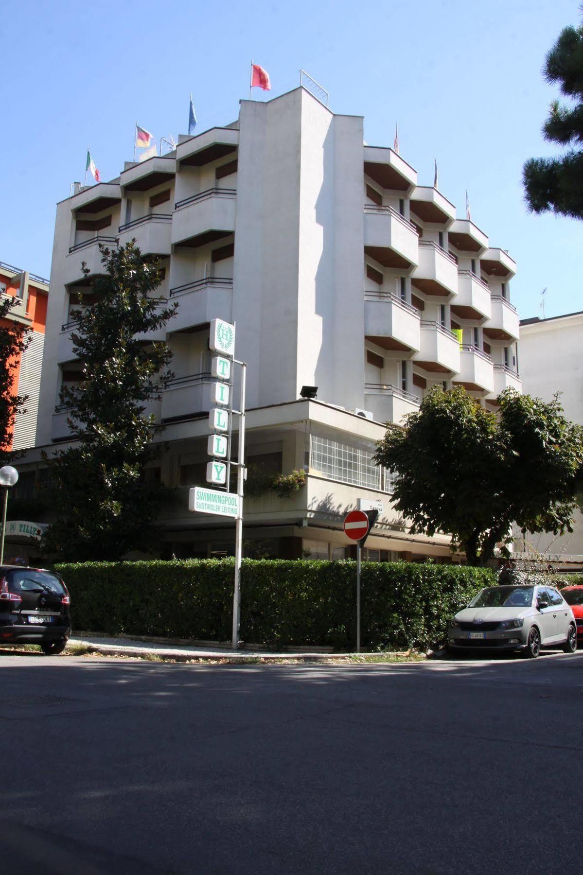 Hotel Tilly Cesenatico Buitenkant foto